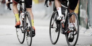 Beitragsbild des Blogbeitrags Rennradtourismus: Radreisen auf den Spuren der großen Rennfahrer.
