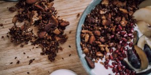 Beitragsbild des Blogbeitrags weihnachtliches Granola  – Kotányi 