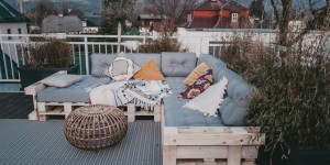 Beitragsbild des Blogbeitrags Paletten Couch für die Terrasse