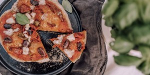 Beitragsbild des Blogbeitrags Hausgemachte vegane Pizza 