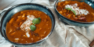 Beitragsbild des Blogbeitrags Tomaten-Kokos Eintopf