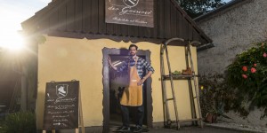 Beitragsbild des Blogbeitrags Traditions-Handwerk vom jungen Meisterschuhmacher