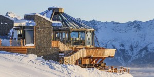Beitragsbild des Blogbeitrags Die Hendlfischerei – ein Kunstwerk von Skihütte