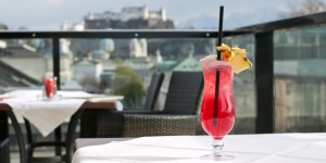 Beitragsbild des Blogbeitrags Urbaner neuer Stadtblick von Imlauers Sky Bar
