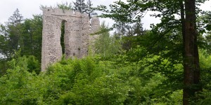 Beitragsbild des Blogbeitrags Die Barmsteine und die Ruine Thürndl in Hallein