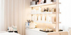 Beitragsbild des Blogbeitrags DC BEAUTY: HOW I SOLVED MY ADULT ACNE PROBLEM