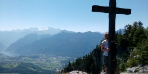 Beitragsbild des Blogbeitrags 1 Gipfel, 1 Rundwanderweg, 2 Seen ein Wahnsinns-Konzert: Goisern | Hallstatt | Gosau