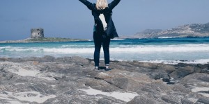 Beitragsbild des Blogbeitrags Roadtrip Sardinien, Italien: Ich, alleine durch Nord-Sardinien | Meine Highlights und Empfehlungen