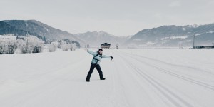 Beitragsbild des Blogbeitrags Meine Expeditionsreise nach Sankt Johann in Tirol: Wieviel Gesundheit steckt im alpinen Wintersport? 