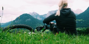 Beitragsbild des Blogbeitrags Im E-Bike Paradies: Warum man e-Biken in den Bergen im Salzburger Saalachtal unbedingt probieren sollte! 