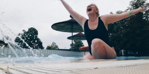 Beitragsbild des Blogbeitrags Wellnessen mal anders: Therme Bük in Ungarn, es war 80er/90er legendär!