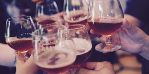 Beitragsbild des Blogbeitrags Ich steh dazu: Saufen ist uncool und dumm!