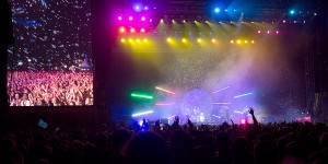 Beitragsbild des Blogbeitrags Jack Garret, Bilderbuch und Deichkind am Frequency Festival 2016