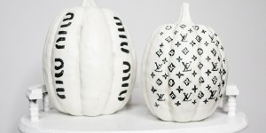 Beitragsbild des Blogbeitrags Halloween Kürbis Deko Louis Vuitton – Gucci – Hermés 
