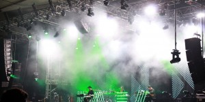 Beitragsbild des Blogbeitrags OUT OF THE WOODS FESTIVAL 2017 GOSSIP AUS DEM FOTOGRABEN