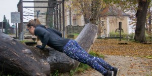 Beitragsbild des Blogbeitrags Workout für Arme: Spielplatz Müllner Pfarre