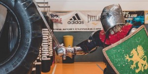 Beitragsbild des Blogbeitrags Hau gscheid drauf: Ritterkampfsport in Salzburg
