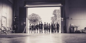 Beitragsbild des Blogbeitrags [Werbung] Wir haben den Stiegl-Maibaum bewacht 