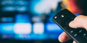 Beitragsbild des Blogbeitrags 10 coole Serien zum Zeitvertreiben