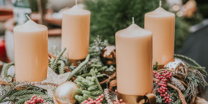 Beitragsbild des Blogbeitrags Adventskränze: Hier werdet ihr in Salzburg trotz Lockdown fündig 