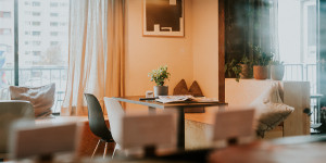 Beitragsbild des Blogbeitrags Das Memberg: Café, Bar und Mini-Concept Store in Schallmoos