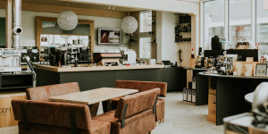 Beitragsbild des Blogbeitrags [WERBUNG] Salzburgs erster regionaler Onlineshop für Kaffee ist eine Erfolgsgeschichte im Corona Wahnsinn 