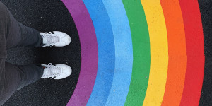 Beitragsbild des Blogbeitrags Das tut sich beim Pride Festival 2023