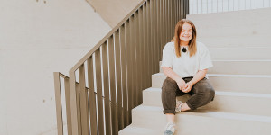 Beitragsbild des Blogbeitrags Soll ich das studieren? Anna studiert Design und Produktmanagement
