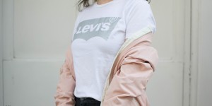 Beitragsbild des Blogbeitrags Bomberjacke: Rosa und Levi’s Shirt 