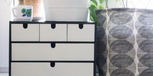 Beitragsbild des Blogbeitrags Moppe Mini-Kommode Ikea Hack