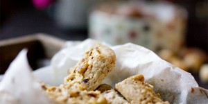 Beitragsbild des Blogbeitrags Roasted hazelnut Christmas cookies.