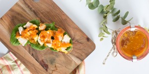 Beitragsbild des Blogbeitrags (Home) office lunch: Pumpkin chutney, spinach and chicken sandwich.
