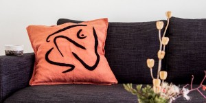 Beitragsbild des Blogbeitrags DIY modern felted linen cushion