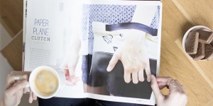 Beitragsbild des Blogbeitrags Altered Couture Magazine: Handmade clutch. 