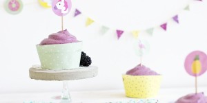 Beitragsbild des Blogbeitrags Purple blackberry cupcakes