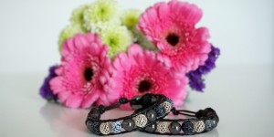 Beitragsbild des Blogbeitrags Gewinnspiel: 2 Bracelets von Miano liebenswerte Kostbarkeiten