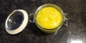 Beitragsbild des Blogbeitrags maracuja curd