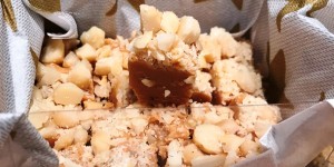 Beitragsbild des Blogbeitrags macadamia karamellbonbons