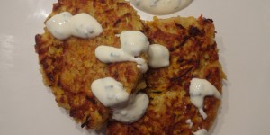 Beitragsbild des Blogbeitrags hirselaibchen mit kürbis und zucchini 