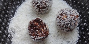 Beitragsbild des Blogbeitrags chokladbollar – schwedische schokobällchen 