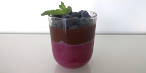 Beitragsbild des Blogbeitrags heidelbeer schoko dessert 