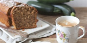 Beitragsbild des Blogbeitrags Zucchini Nuss Kuchen