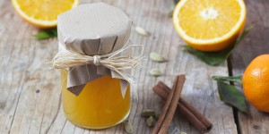 Beitragsbild des Blogbeitrags Orangenmarmelade mit Kardamom