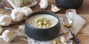 Beitragsbild des Blogbeitrags Knoblauchcremesuppe 