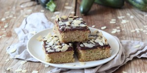 Beitragsbild des Blogbeitrags Zucchinikuchen