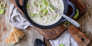Beitragsbild des Blogbeitrags Käse-Lauch-Suppe mit Faschiertem