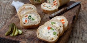 Beitragsbild des Blogbeitrags Jägerwecken – gefülltes Baguette 