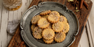Beitragsbild des Blogbeitrags Chai Latte Cookies 