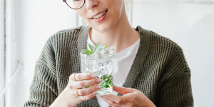 Beitragsbild des Blogbeitrags Waldmeister Gin Tonic 