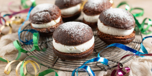 Beitragsbild des Blogbeitrags Schokokrapfen – Faschingskrapfen aus Schokogermteig